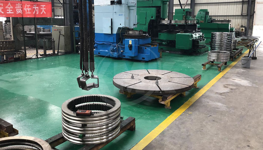 -������S��